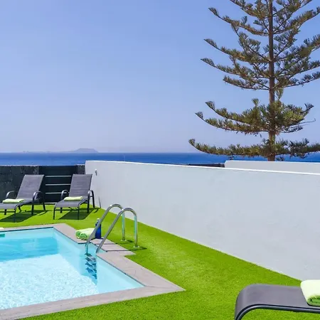 Villa Verde Blanca By Villa Plus Playa Blanca  Exterior photo