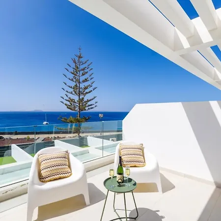 Villa Verde Blanca By Villa Plus Playa Blanca  Exterior photo